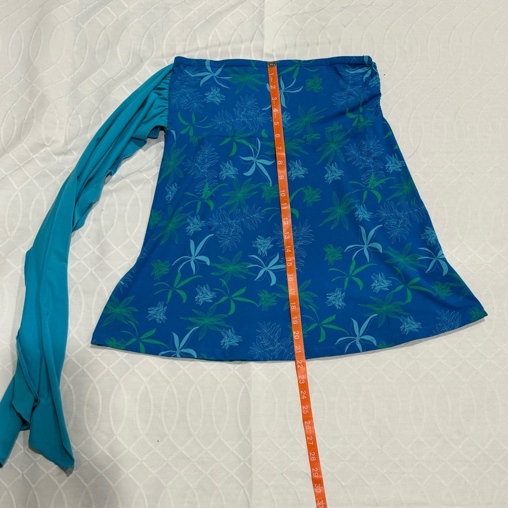 Kuhl Blue Azure Convertible
Styles Kai Skirt Size Small - Picture 5 of 6